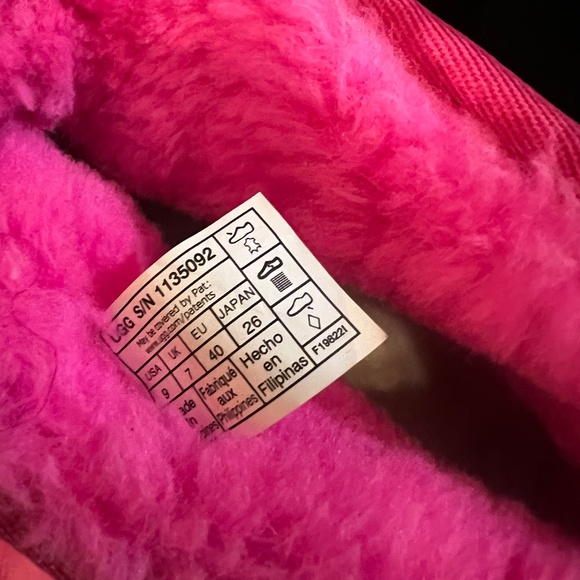 UGG Berry/Pink Ultra Mini Platform sz 9 - Picture 7 of 10